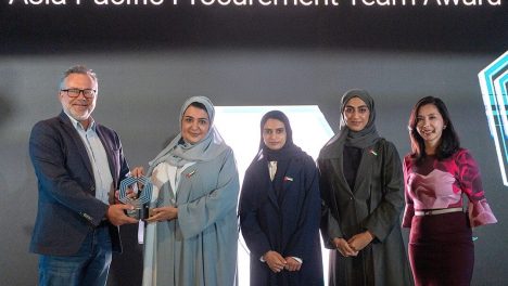 وزارة المالية تحصد جائزتين ضمن “جوائز المشتريات لمنطقة آسيا والمحيط الهادئ 2025” في سنغافورة