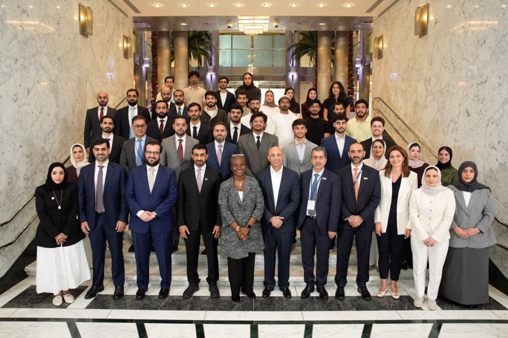 وزارة المالية وسفارة دولة الإمارات تنظمان لقاءً مع الطلبة الإماراتيين لتعزيز فرص العمل في المؤسسات المالية الدولية